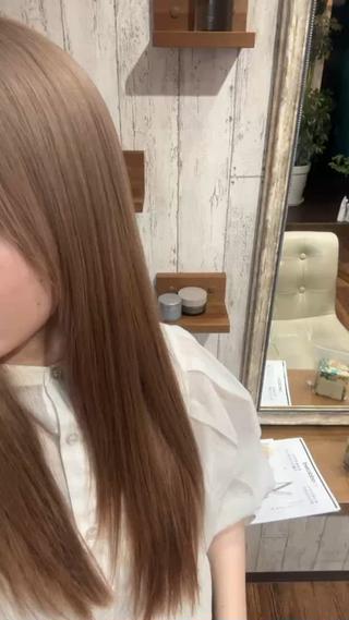 トリートメントでまとまりのある艶髪に！！
湿気の多い時期にもおすすめです 