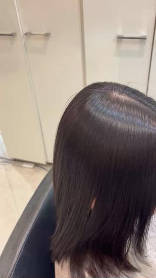 #美髪矯正
#酸性ストレートパーマ
#酸性縮毛矯正

癖をしっかり伸ばし
艶感のあるサラサラストレートヘアになります！
ドライ仕上げだけで
ボリュームを抑えられ自然なストレートに！
朝の支度や、雨の日でもサラサラな髪質に！！ 