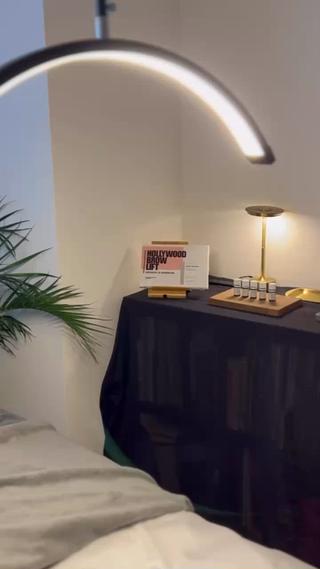 「ノーメイクでも眉で顔の印象が変わる」

HBL＋眉毛ワックス
初回限定 5900 

愛知県／武豊町・半田市・東海市・阿久比町・常滑市（近隣エリア）から通える自宅サロン。
駅から徒歩3分／駐車場あり。

HBLは
・ノーメイクでも綺麗に決まる
・リフトアップして若々しく見える
・眉の毛流れが整い、清潔感UP
・健康的で明るい印象に
こんな効果を感じる方が多いです♡

ご予約の際に「フォローしました」とお伝えください。
自然で上品な美眉を体験したい方、お待ちしています。


 