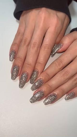 パラジェル/フィルイン/ネイル/ジェル/ジェルネイル/ワンカラー/マグネット/マグネットネイル/フラッシュ/ワンホン/ワンホンネイル/ニュアンス/ニュアンスネイル/持ち込み/持ち込みデザイン/定額デザイン/長さだし/長さ出し/スカルプ/オフ/オフのみ/西新宿/西新宿ネイル/都庁前/都庁前ネイル/新宿/新宿ネイル 