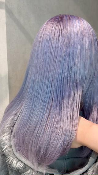 カラー 派手髪ハイトーン💛 ネイル💅まりなのヘアスタイル