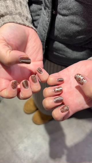 マグネットネイルとヒョウ柄 