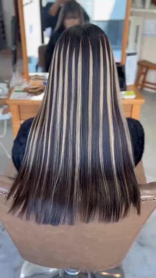 スジ感たっぷりハイライトスタイル 