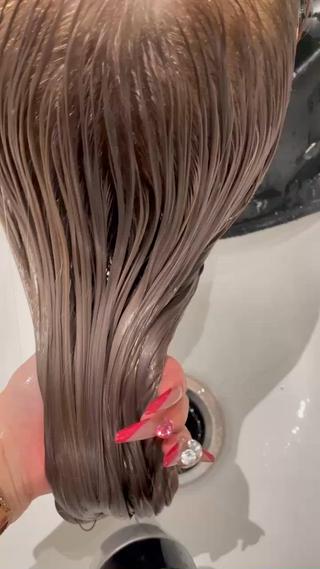 ロング カラー エクステ🩵ブリーチ 韓国ヘア🩵KAEのヘアスタイル