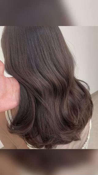 ミディアム カラー ミタニ/髪質改善 /レイヤーカットのヘアスタイル
