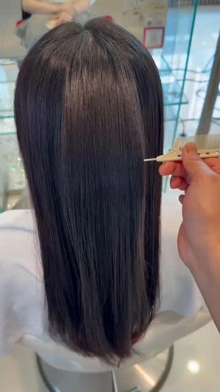 毛髪診断をして今の髪に足りないものを補うトリートメント️
艶のあるサラサラ髪に変わります！ 