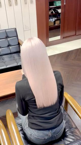 大人気White Color‎ 