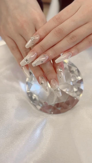 ネイル FOUNDATION所属・yuno❤︎ FOUNDATIONのネイルデザイン