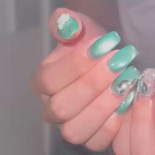 ネイル AZ Nail aoiのネイルデザイン