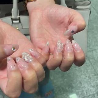 最近入ったキラキララメを使ってます