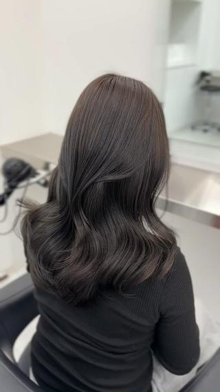 ロング カラー 透ける透明感カラー 🤍anju🎀のヘアスタイル