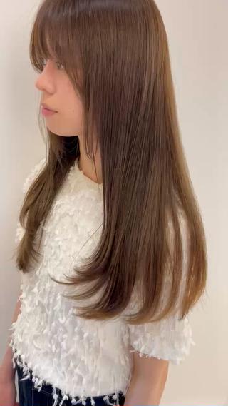 ブリーチなしでも明るいオリーブカラー
夏なので明るくする方増えてます＾＾ 