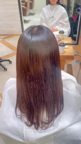 ミディアム 森山 陽菜のヘアスタイル