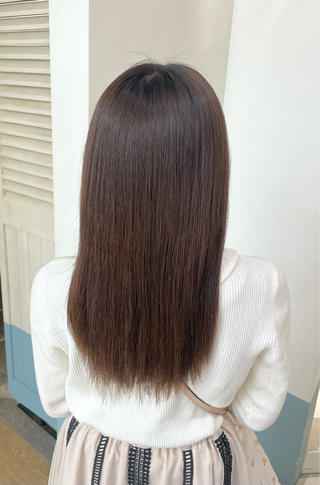 ミディアム 森山 陽菜のヘアスタイル