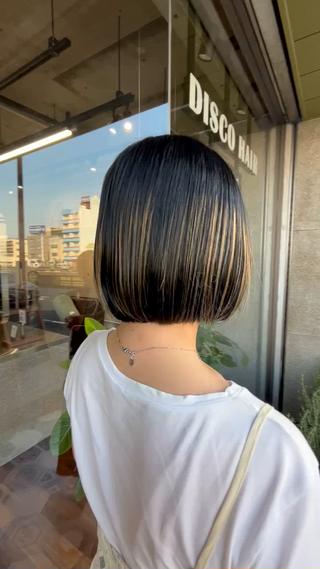 裾カラーのお洒落版。 