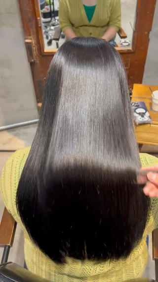 ロング カラー ヘアアレンジ 透明感/艶髪矯正 🪐takushiのヘアスタイル