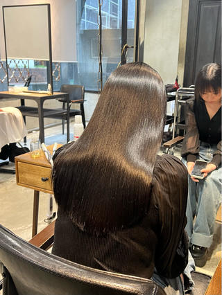 ロング 透明感/艶髪矯正 🪐takushiのヘアスタイル