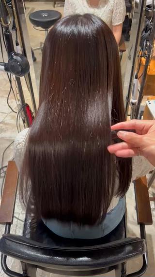 毎朝アイロンをかける時間、手間を解消しませんかー？さらにツヤとまとまりを手に入れましょう

#縮毛矯正#ストレートヘア#艶髪#サラサラヘア#美髪ケア
#ヘアサロン#ヘアスタイル#ヘアチェンジ#艶ストレート#黒髪ストレート#ナチュラルストレート#天使の輪#ツヤ感重視#さらさらロング#原宿美容室 