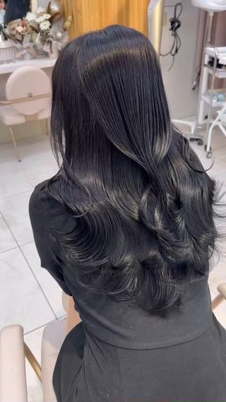 ロング カラー 🇰🇷韓国風くびれ ヘア🇰🇷中村優大のヘアスタイル