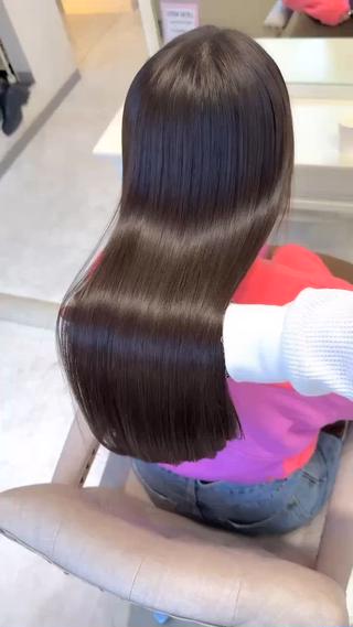 酸性縮毛矯正×髪質改善トリートメント

周りと差をつける艶感 