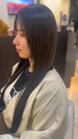 オリーブグレージュ 