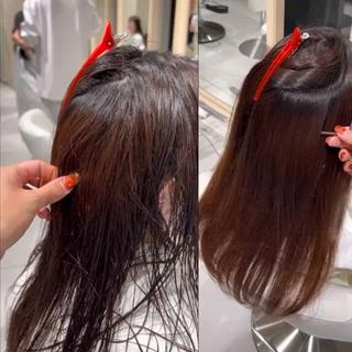 左before 右after です！♡
優しいお薬で しっかりと癖を伸ばしてツヤツヤな髪の毛に️ 