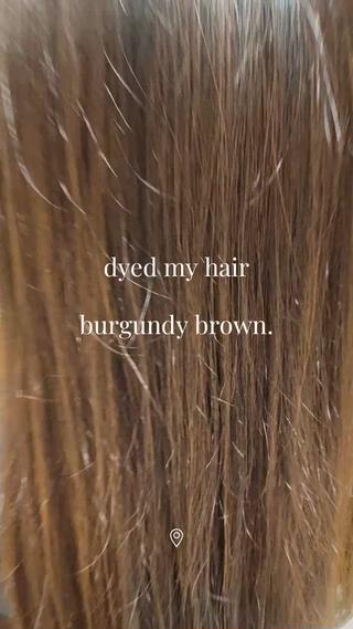 地毛をリタッチしなくても馴染むカラーをつくりました！
ボルドーや赤系は髪の毛を艶ぽく、綺麗に見せてくれます！
是非、カラー担当させてください♡
 