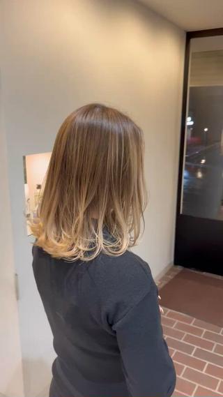 ミディアム 髪の修復専門サロン　hair place VIVE所属・KOTA / ハイトーン/髪質改善のヘアスタイル