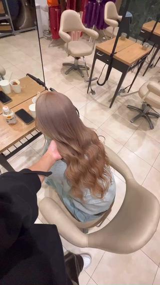 ロング カラー 髪の修復専門サロン　hair place VIVE所属・KOTA / ハイトーン/髪質改善のヘアスタイル