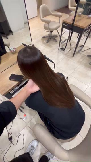 ロング 髪の修復専門サロン　hair place VIVE所属・KOTA / ハイトーン/髪質改善のヘアスタイル