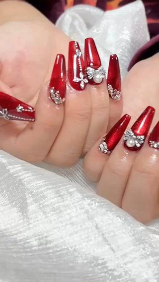 ネイル ネイルサロンエクラ ななのネイルデザイン