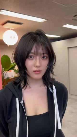 スタイリングも簡単！
ハチ風レイヤーカット 