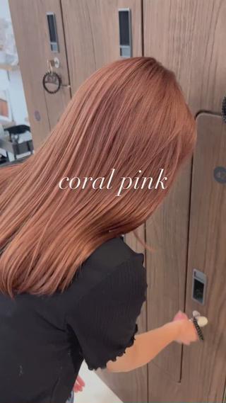 派手すぎないピンクで大人っぽく 