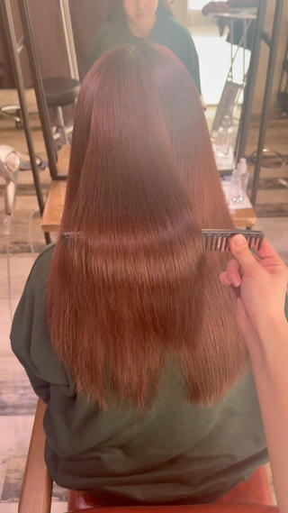 ロング 福田花音/スタイリ スト兼任アイリストのヘアスタイル