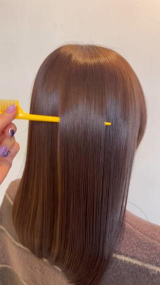 ミディアム 畑澤 和果のヘアスタイル