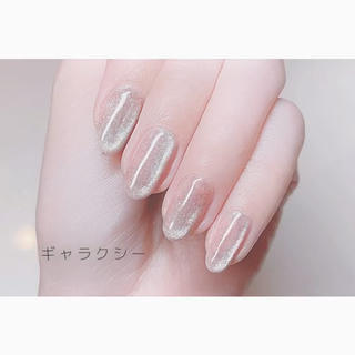 ニュアンスネイル♩

#ワンカラーネイル#シンプルネイル#パラジェル#ニュアンスネイル#ジェルネイル 