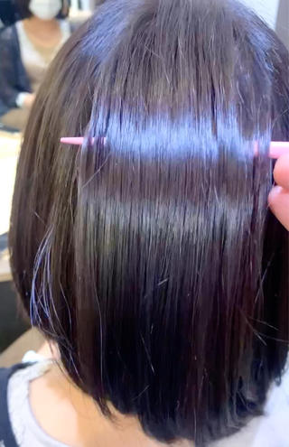 しっかりブローをしてツヤツヤにお仕上げします

️ドライヤーだけでこのツヤ感

️お客様一人一人の髪質に合わせたシャンプーで
                                    仕上がりもツヤツヤになります！！ 