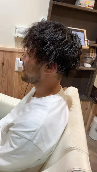 前髪下ろしのツイストスパイラルパーマです 