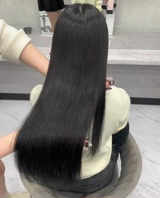 ツヤサラ髪質改善
カラーも一緒に出来ます！！！！ 