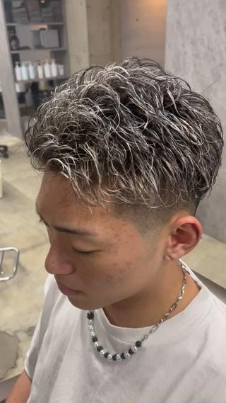 ショート カラー パーマ メンズ 💈メッシュパーマ 特化💈ユウマ💈のヘアスタイル