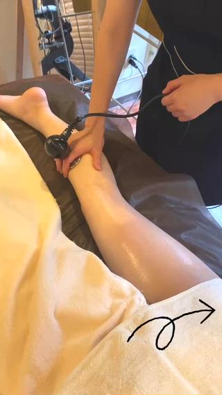 レヴェイユのラジオスティムは、従来からあるラジオ波マシン（温熱の力でセルライトや、筋肉のケアをする）の進化版体の奥深い部分、深部からアプローチ出来るので、体の内側からも体質改善♪♪
健康的に痩せる 