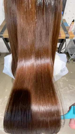 艶っとサラサラにシャツとならない縮毛矯正 