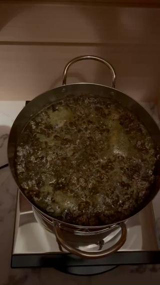 モグサと野草の香りに包まれ発酵菌を身にまとい野草のちからで心身整う！
 