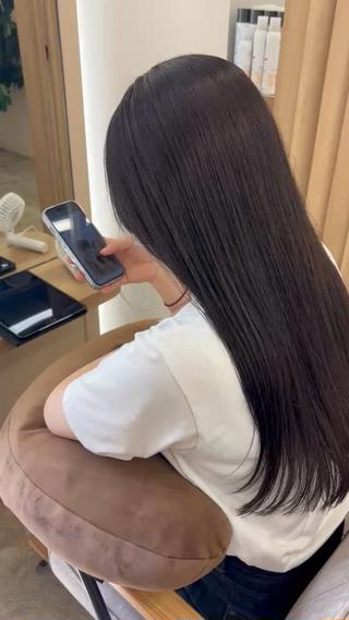 ロング カラー 色白に見える暗髪 梅田・増田のヘアスタイル