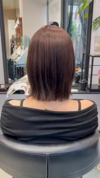 ブリーチなしで叶う透明感たっぷりのチョコブラウン 