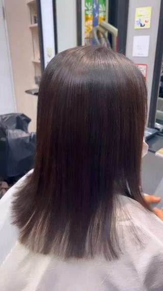 ハイストレートパーマ
ロング料金なし
くせ毛で悩んでる方お任せください♪ 