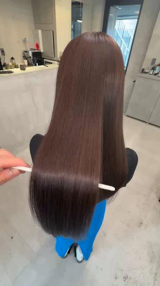 ロング THE AWESUM所属・韓国発プリンセスケア 艶神/髪質根本改善のヘアスタイル