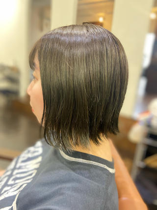 TOKIOトリートメント
ブリーチ毛でもこんなにツヤツヤになります

ちなみに色はオリーブベージュです 