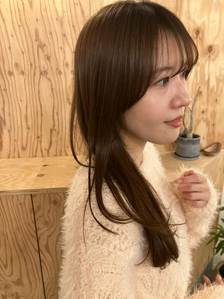 セミロング OCHIAI KEISUKEのヘアスタイル