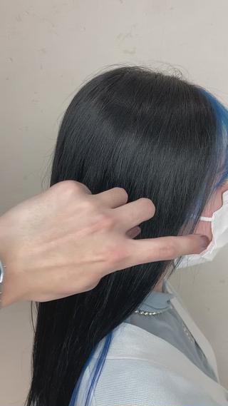 インナーカラーブルー
2ブリーチのデザインになっております！ 